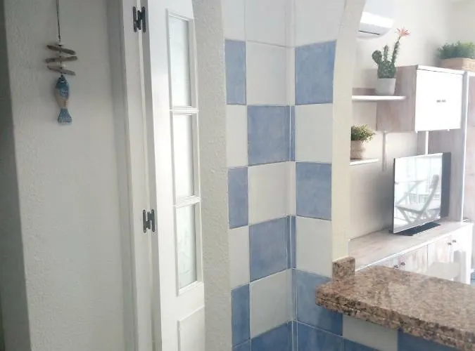 Apartament By The Sea *